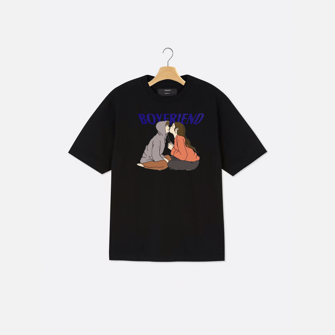 Boyfriend GraphicT-Shirt